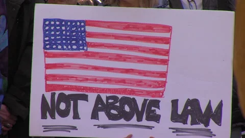 Release the mueller report, Sign, (flag) "Not Above Law" Video stock 155134966