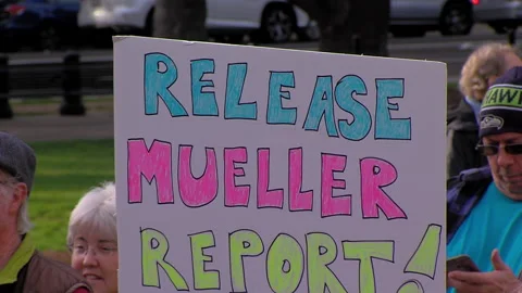 Release the mueller report, Sign, "RELEASE MUELLER REPORT" Stockbeeldmateriaal 155134932