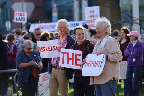 Release the Report Stock Photos