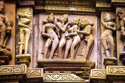 Relieve erotico en el templo Devi Jagadambi(s.X-XI). Khajuraho.Madhya Pradesh Stock Photos