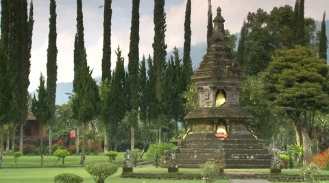 Religius shrine in park of temple Video stock 8534045