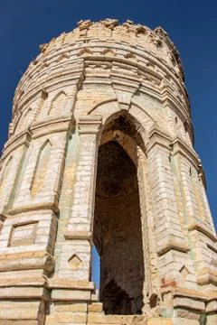 Remains of the structure and elements of architecture Ruin of Osten-Saken man Foto stock