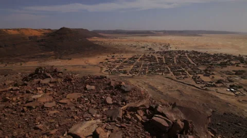 Remote village in the desert 스톡 동영상 68004646