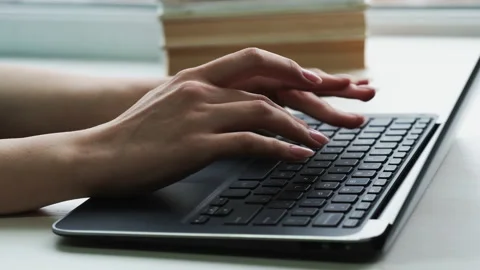 Remote work copywriter hands typing on laptop Vídeos de archivo 155073994