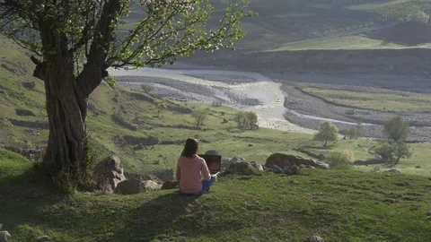 Remote work in the mountains Video stock 75498261