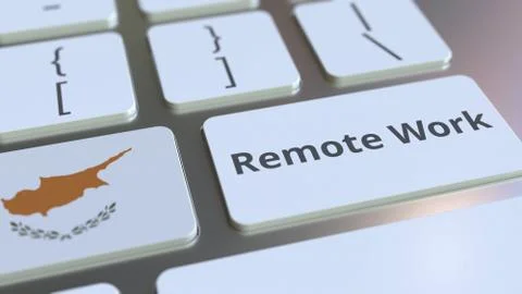 Remote Work text and flag of Cyprus on the computer keyboard. Telecommuting or Illustrazione stock