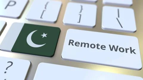 Remote Work text and flag of Pakistan on the computer keyboard. Telecommuting or Illustrazione stock