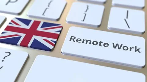 Remote Work text and flag of the UK on the computer keyboard. Telecommuting or 스톡 일러스트