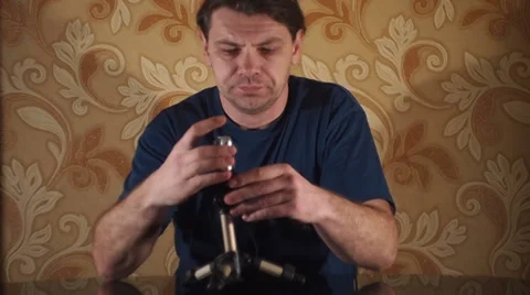 Removes  camera with  small  tripod Stock-Footage 35720225