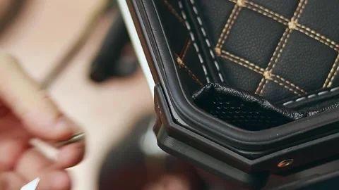 Removing a flat head screw Vídeo Stock 280493692