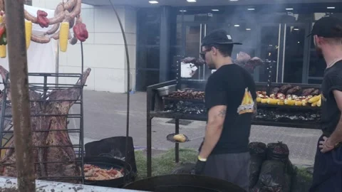 Removing food Stock Footage 291560951