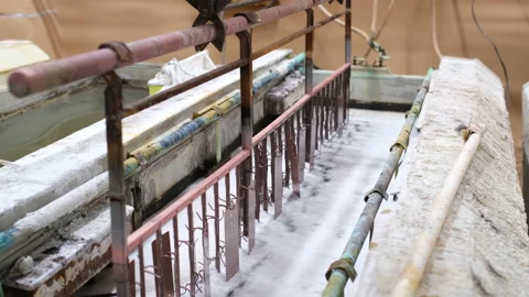 Removing metal from solution. Extraction of metal from the electroplating bath Video stock 153672031