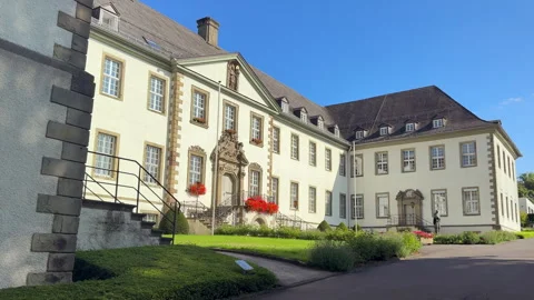 Renaissance / Baroque Abbey Stockbeeldmateriaal 314910119