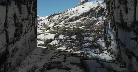 Rendering 3d room with mountain walls Vídeo Stock 146231027