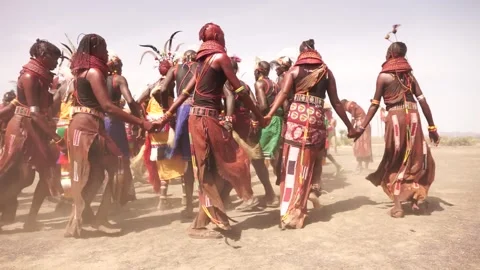 Rendille and turkana tribes dancing together, Loiyangalani, Kenya Stock Footage 292876372