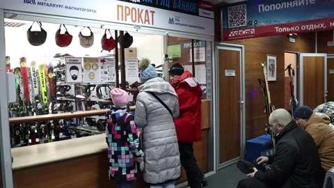 Rent in a ski resort 스톡 동영상 166905082