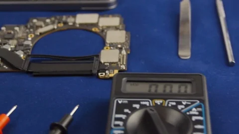 Repair a laptop Stock Footage 104894992