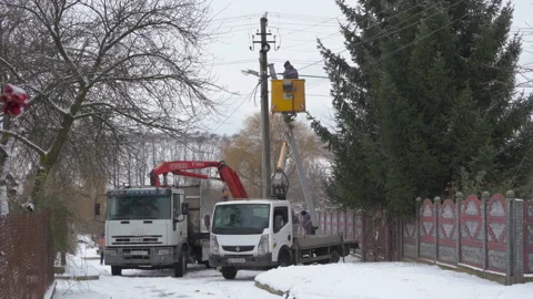 Repair of power lines Video stock 164029539