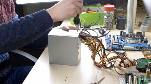 Repair power supply for computer Vídeos de archivo 124218869