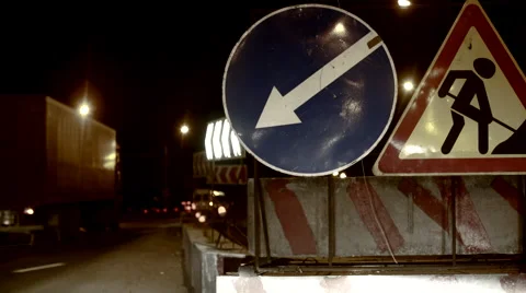 Repairs signs Video stock 68119343