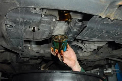 Replacement of oil filter Fotos Stock