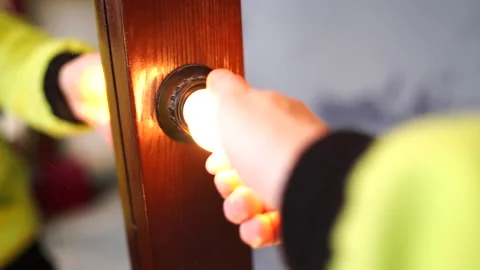 Replacing the light bulb in the mirror Stock Footage 171763674