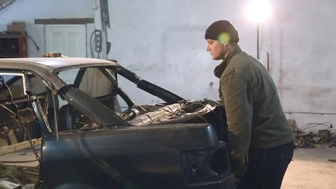 Replacing the rear of the car. Car of two parts Stock Footage 76226730