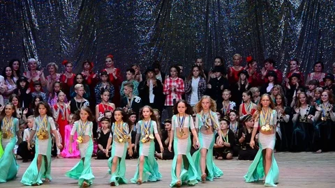 Report concert of the center of sports dance