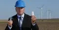 Reporter Talk Energy Save Cost Compare Incandescent Light Bulb Fluorescent Lamp 4k or 4k+ Resolution