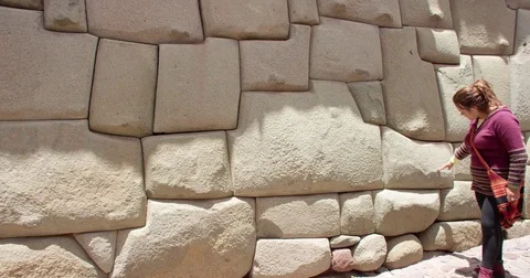 Reptile/ Snake/ or Serpent Shape in Ancient Wall in Cusco Peru Video stock 78770074