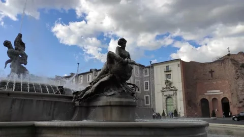 Republic Square Vidéo 132003506