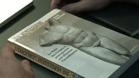 Research by computer in the Jacob and Wilhelm Grimm-Center in Berlin Vídeo Stock 11493011
