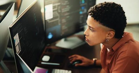 Research, developer and computer with business woman in office for web prog.. Foto stock