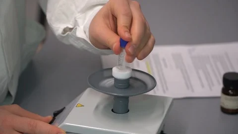 Research in the laboratory Vidéo 124388003