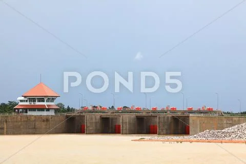 Reservoir and dam Stock Photos