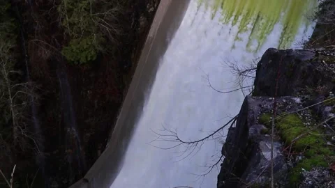 Reservoir Fall Video stock 171102769