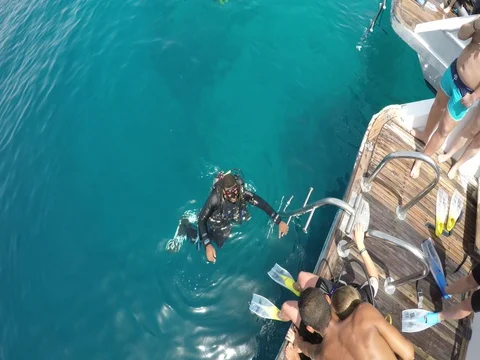 Reset diver in the sea Stock Footage 72770867