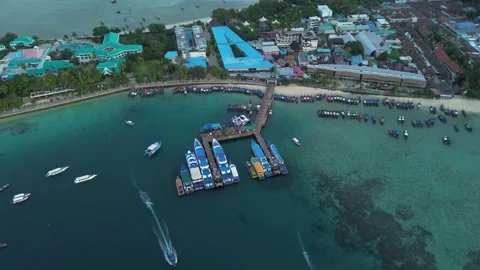 Residential island Phi Phi Don early in the morning Stock Footage 315873312