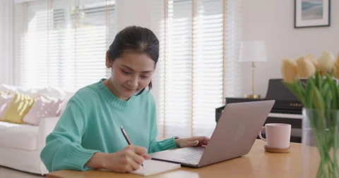 Reskill for new possible future workforce digital transformation. 스톡 동영상 182894632