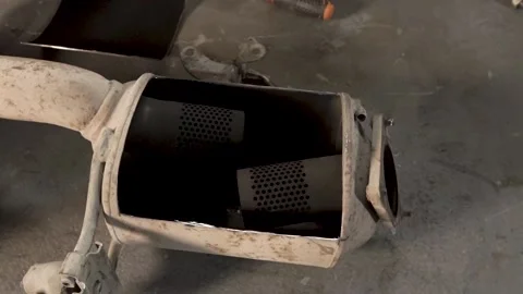 RESONATOR INSIDE Stock Footage 149566328