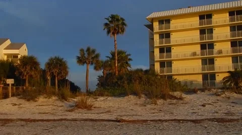 Resort on beach in florida Vídeos de archivo 45512327