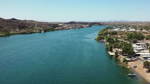 Resorts Along A River Vídeo Stock 209294293