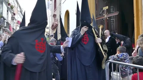 Respect and devotion mark the Holy Burial procession in Seville, Sevilla, ES - 1 Stock-Footage 307068507