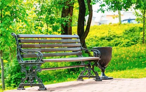 For rest in the park a bench Foto stock
