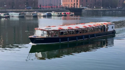Restaurant boat at the Royal Albert Dock in Liverpool UK 스톡 동영상 331347701