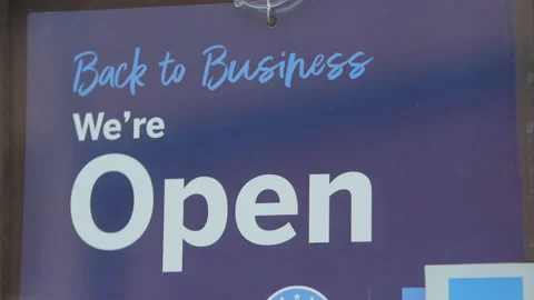Restaurant closed sign Stock Footage 137121505