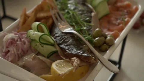 Restaurant decorated in wedding style Vídeo Stock 327630271
