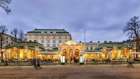The restaurant Kappeli in Esplanada park, Helsinki, Finland. Stock-Footage 142807004