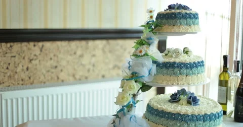 Restaurant. Wedding cake. Video stock 51448640