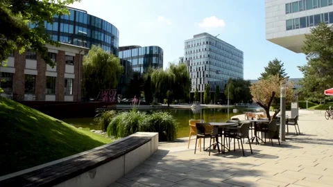 Resting place for office workers 動画素材 137751676